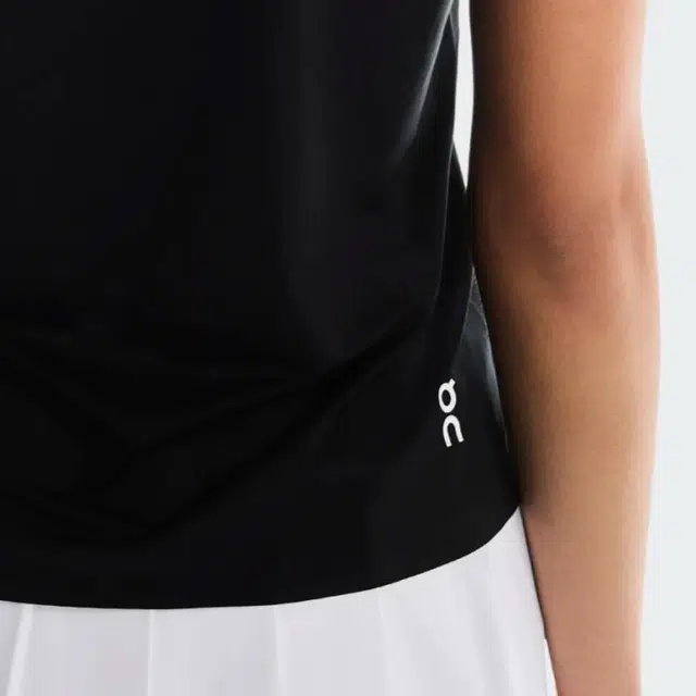 On Court Logo T