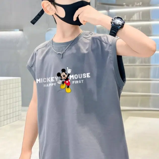 DisneyT