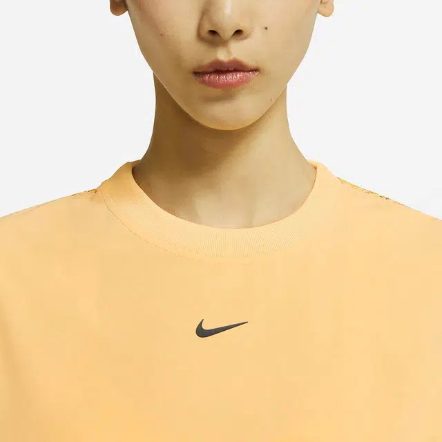Nike Sportswear Tech Pack LogoT