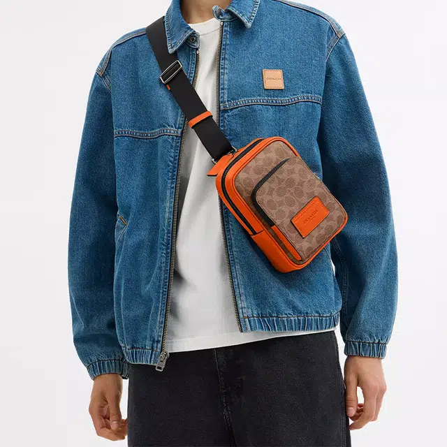 COACH RACER 13