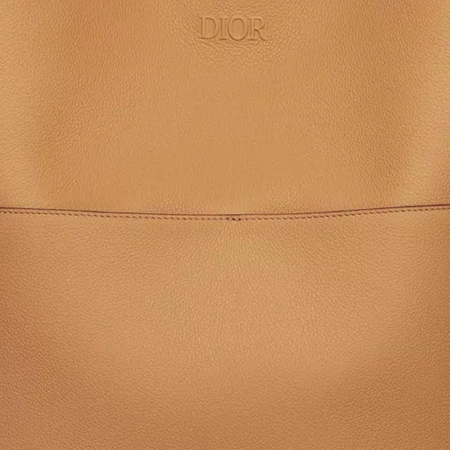 DIOR Priv