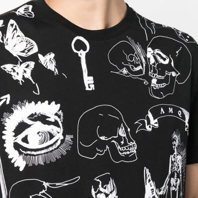 Alexander McQueen T