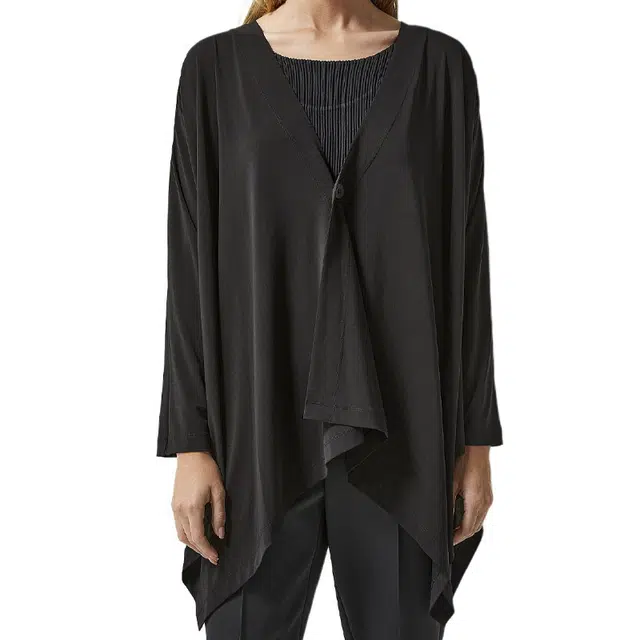 ISSEY MIYAKE SS25 V