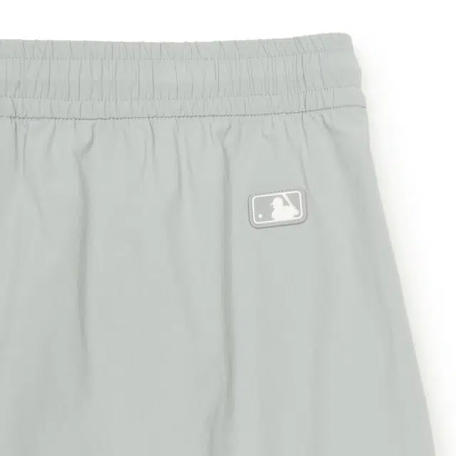 MLB
