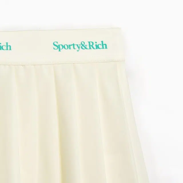 SPORTY RICH