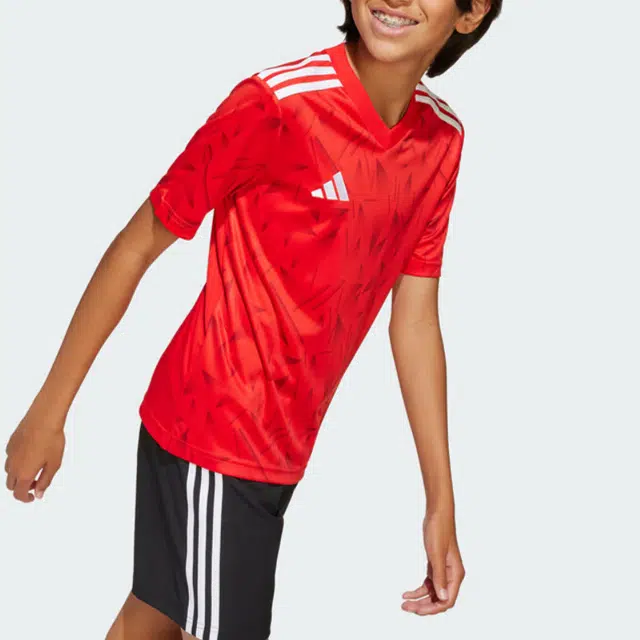 adidasT AEROREADY