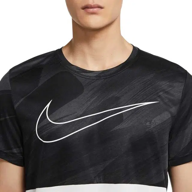 Nike LogoT