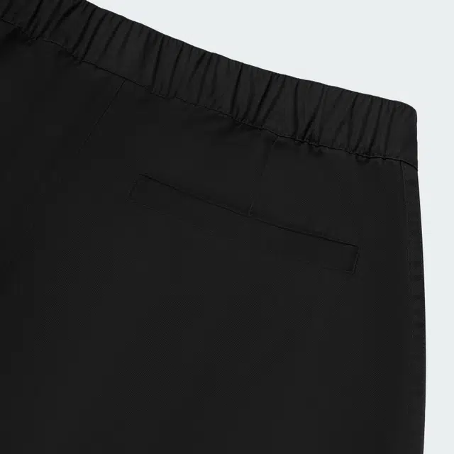 adidas originals SS25 WOVEN SHORTS