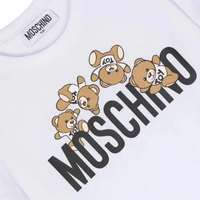 MOSCHINO T