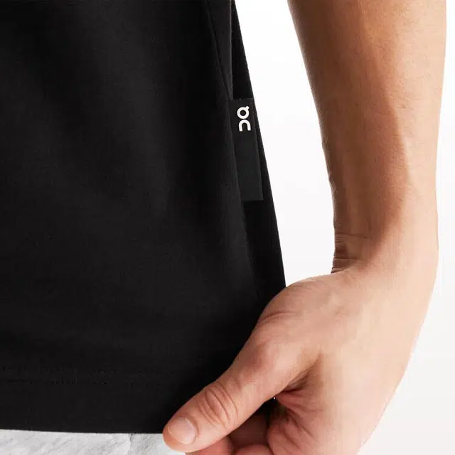 On Club T Graphic logoT