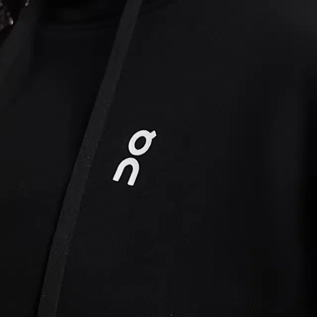 On Club Hoodie Smash