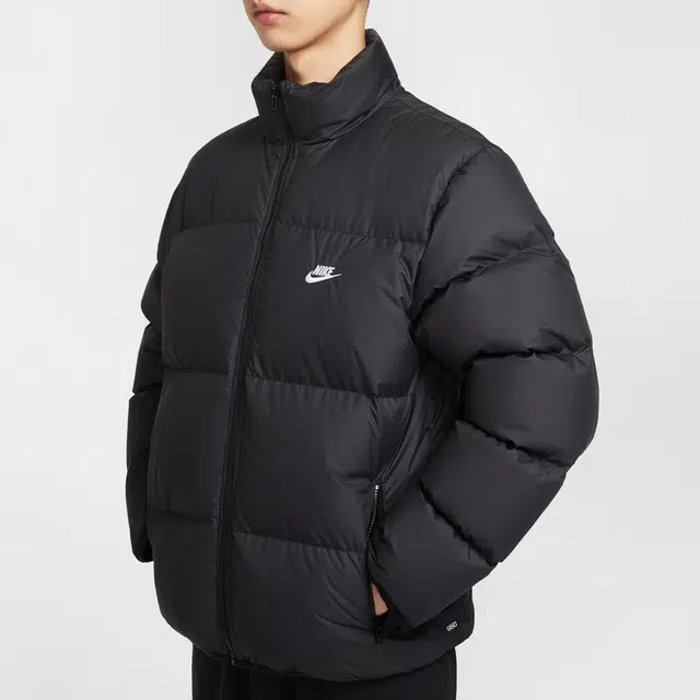 Nike Sportswear CLUB THERMA-FIT Logo