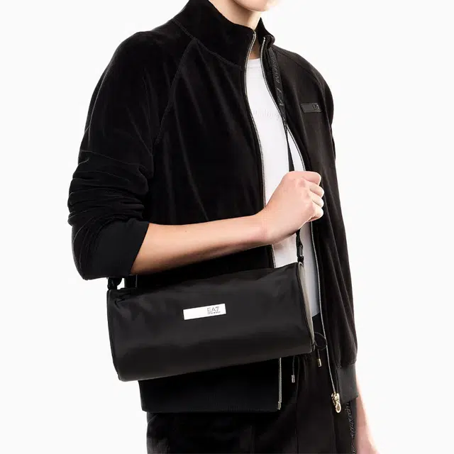 EMPORIO ARMANI EA7