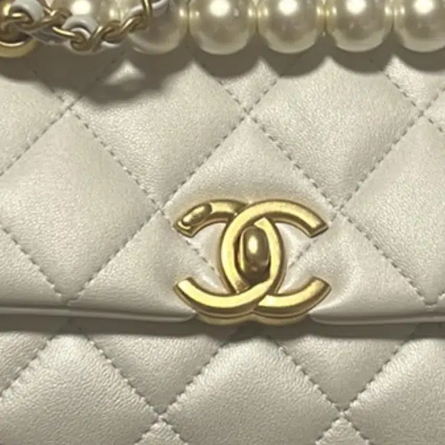CHANEL 24A