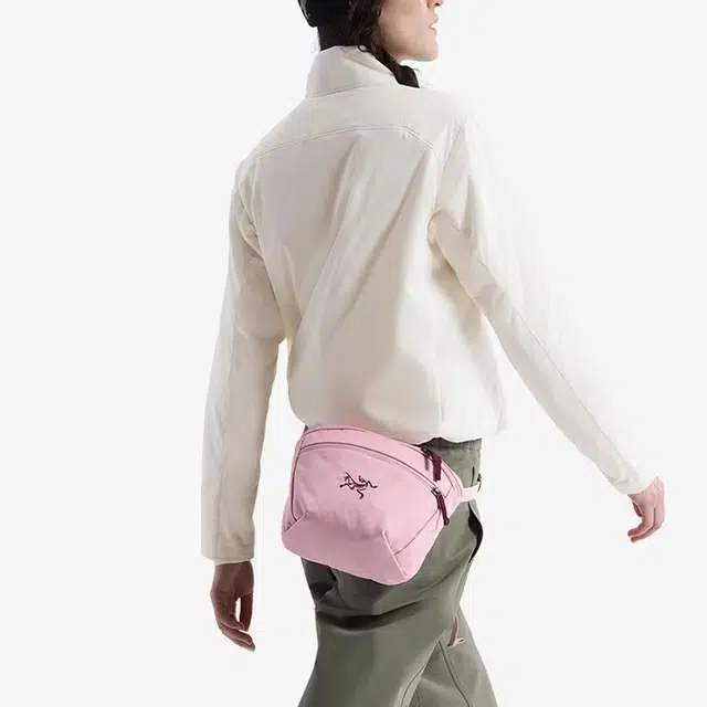 Arcteryx Mantis 2 2.5L Logo Bliss