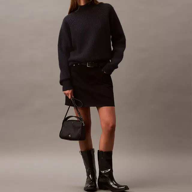 CALVIN KLEIN PU