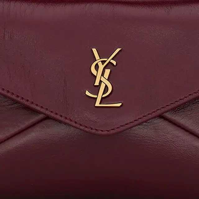 SAINT LAURENT LE CASSANDRE