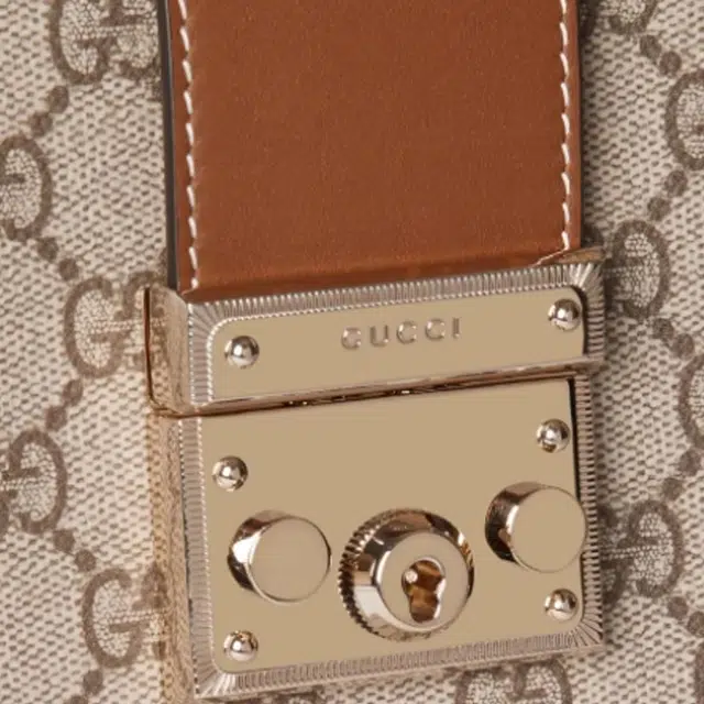 GUCCI Padlock GG