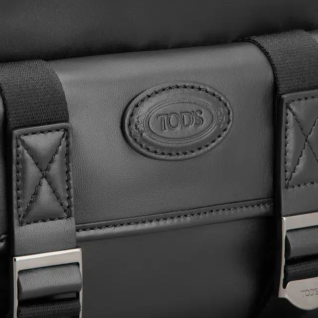 TOD'S