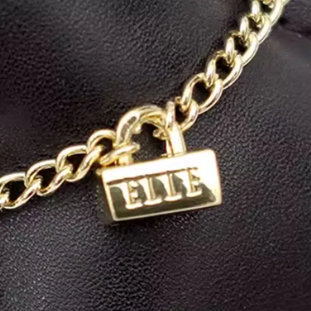 ELLE