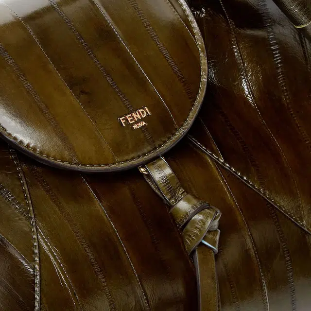 FENDI Spy Pequin