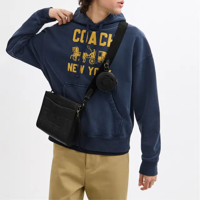 COACH Hitch 25