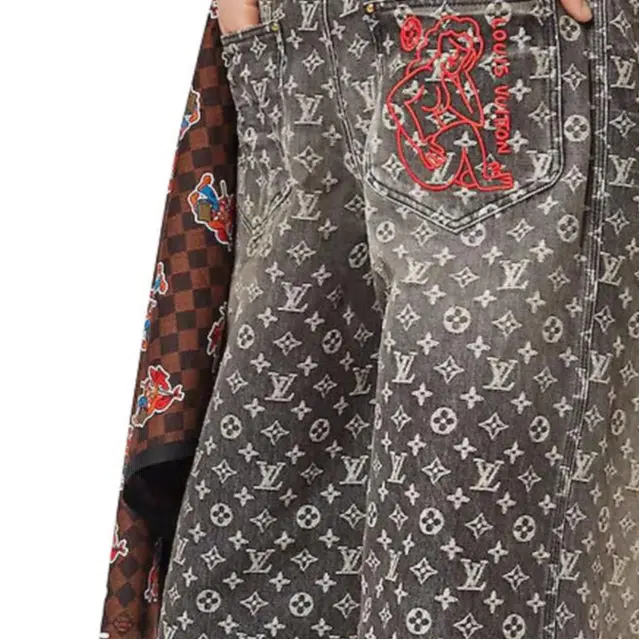 LOUIS VUITTON FW22 Logo