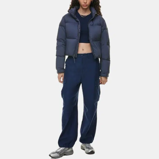 ARITZIA Tna Mega Puff Short Cropped 3