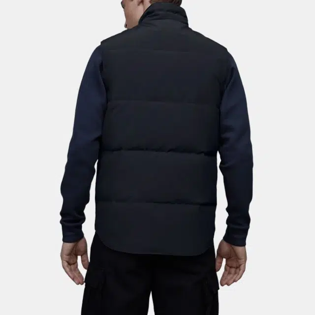 Canada Goose Garson Logo