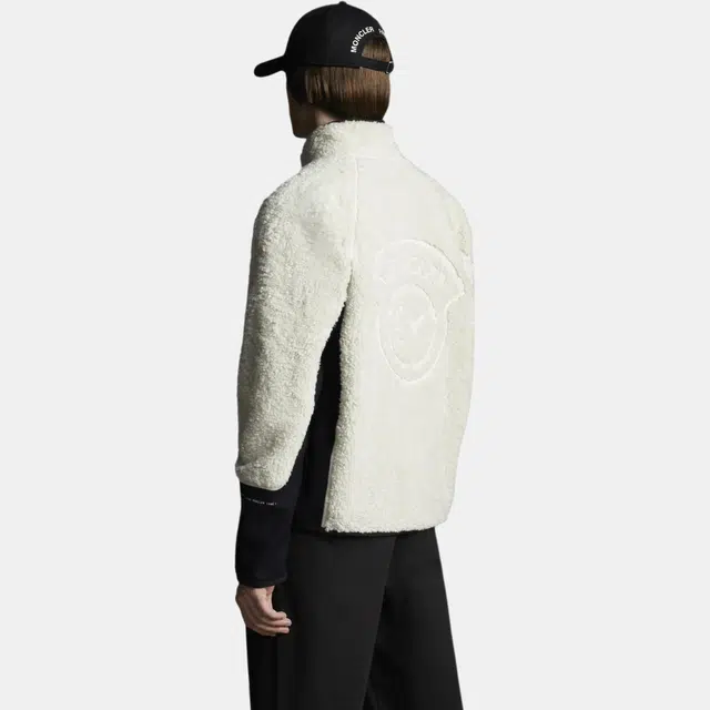 MONCLER GENIUS x FRGMT logo
