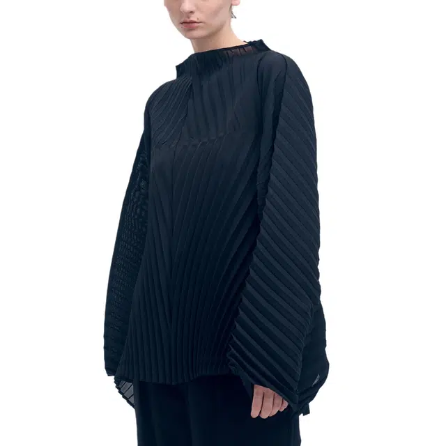 ISSEY MIYAKE FW25 T