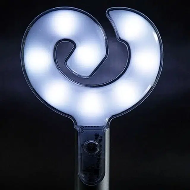 SM Entertainment Aespa Official Fanlight Version.2