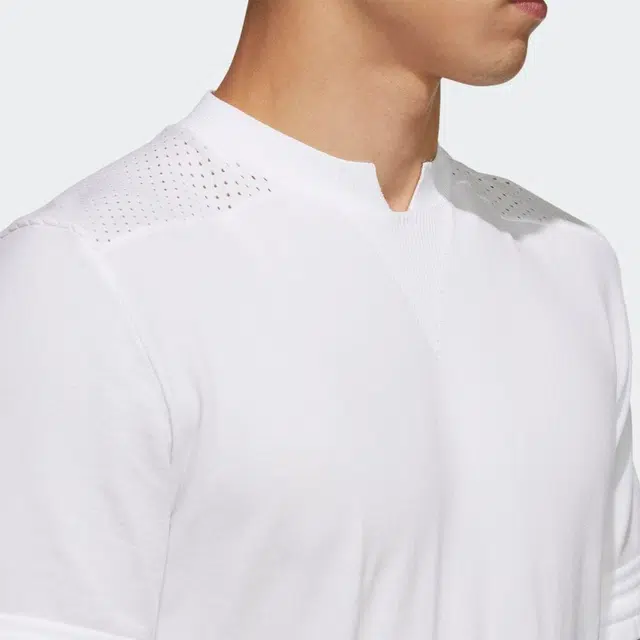 adidas V
