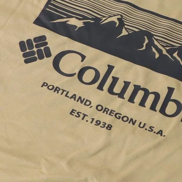 Columbia logoT