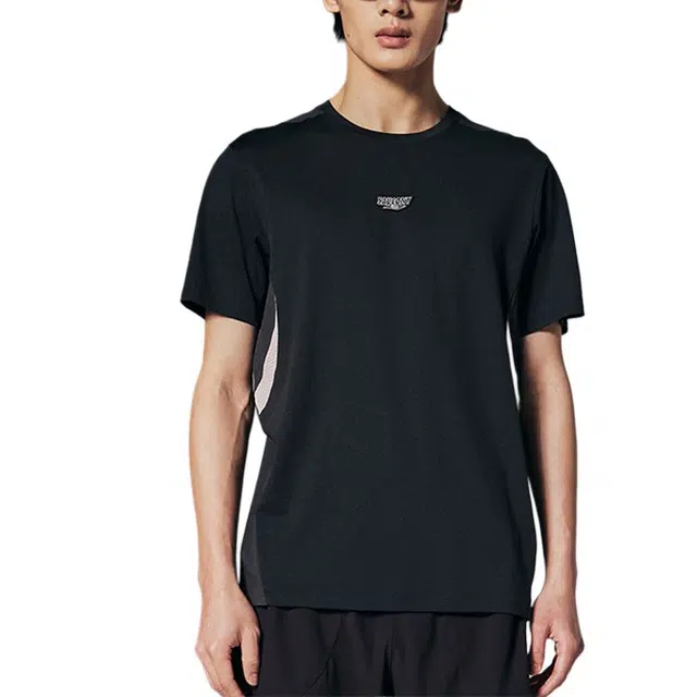 Saucony T