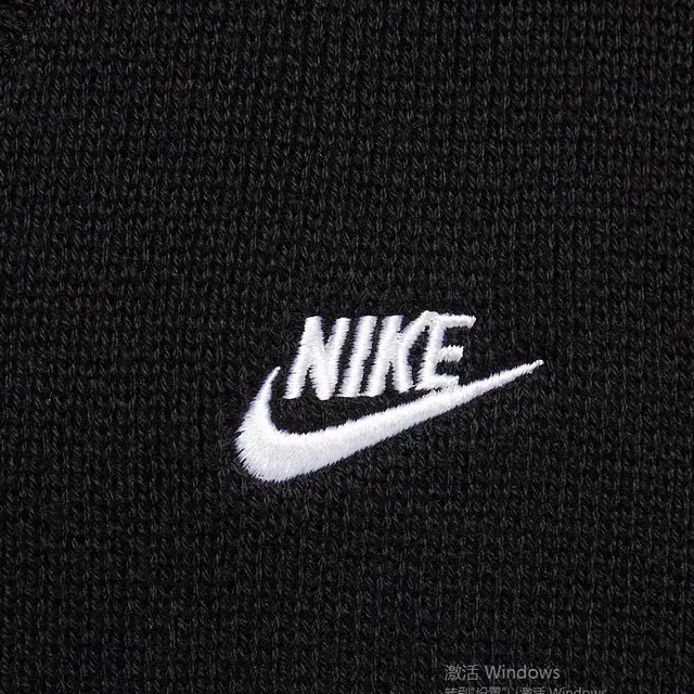 Nike Sportswear Club FW25 logoV