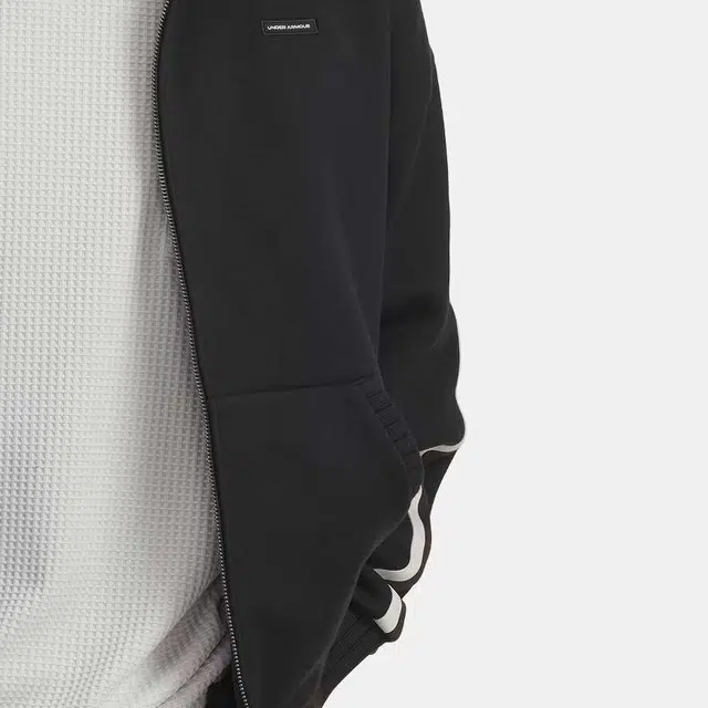 Under Armour Icon Heavyweight Rib Fleece