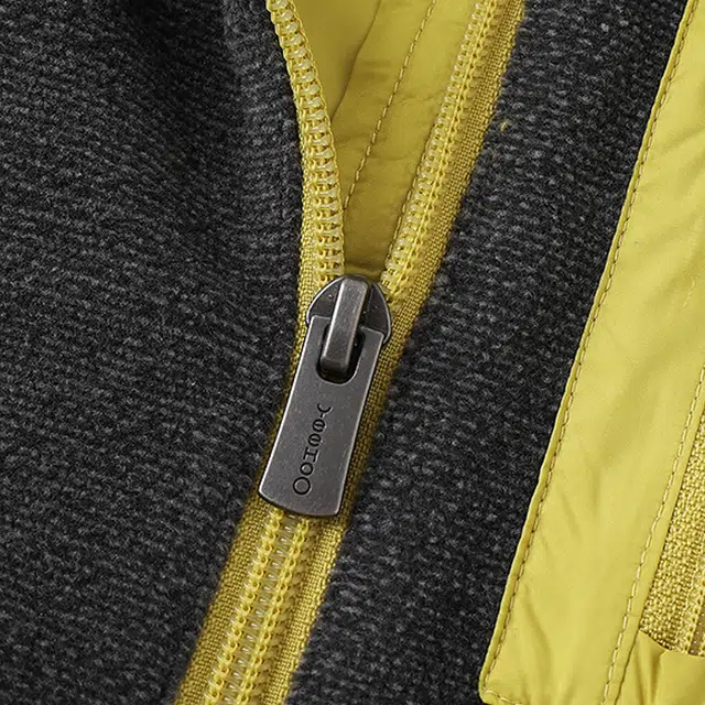 英氏其他上装 保暖摇粒绒抗静电拼色连帽休闲