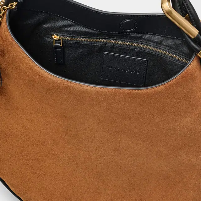MARC JACOBS