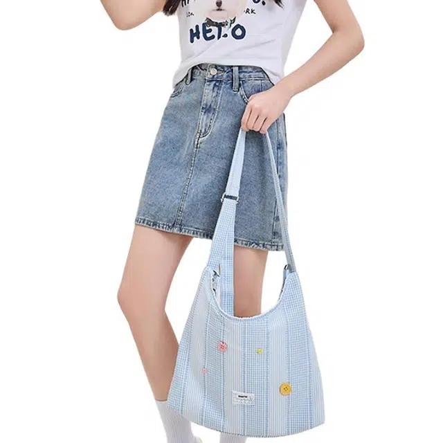 三福 竖条纹清新休闲通勤 织物 斜挎包 中号 女款 蓝色