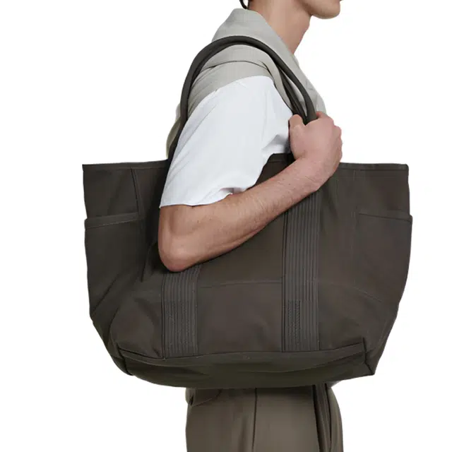 COS Tote
