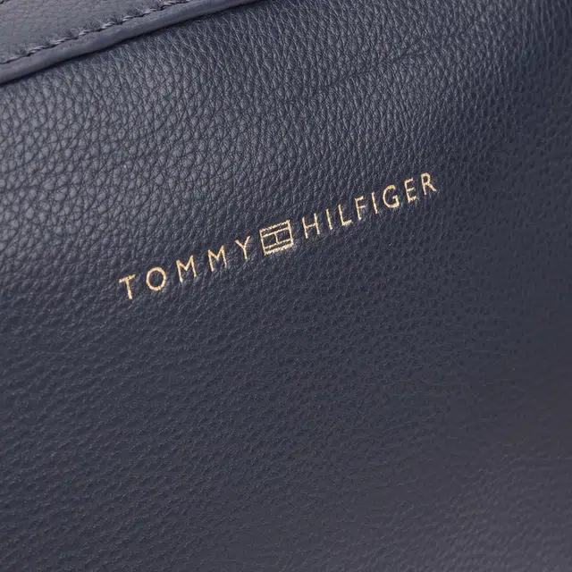 Tommy Hilfiger PU