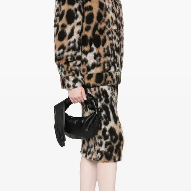 MOSCHINO