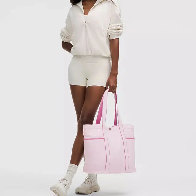 lululemon Daily 20L Tote