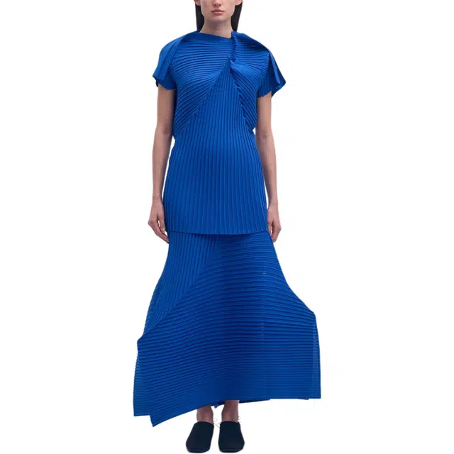 ISSEY MIYAKE FW25T