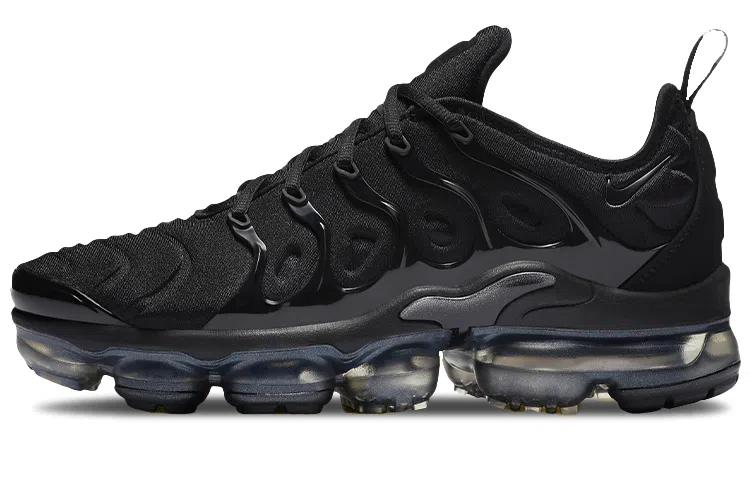 Nike Vapormax Plus "Triple Black"