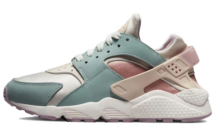 Nike Huarache One Mile Social Club