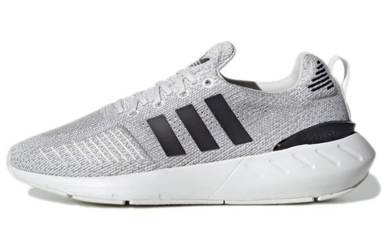 adidas originals Swift Run 22