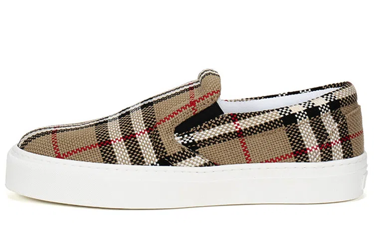 Burberry Vintage Beige