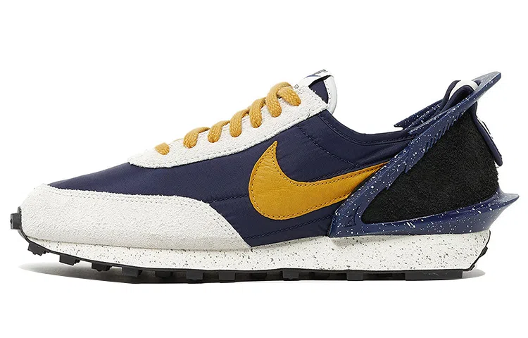 Nike Daybreak "Obsidian Gold"